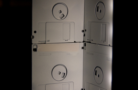 Fill the EmptySpace - interactive 3.5 floppy disk sculpture by artist Dominik Jais