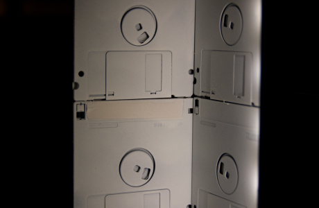 Fill the EmptySpace - interactive 3.5 floppy disk sculpture by artist Dominik Jais Fill the EmptySpace - interactive 3.5 floppy disk sculpture by artist Dominik Jais