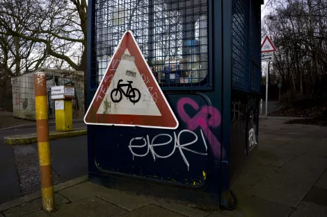 No bikes please