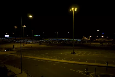 The outside of the airport Faro at night 