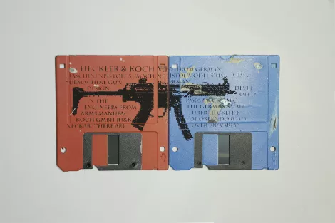 8bit MP5 weapon - slik screen artwork - floppy disk